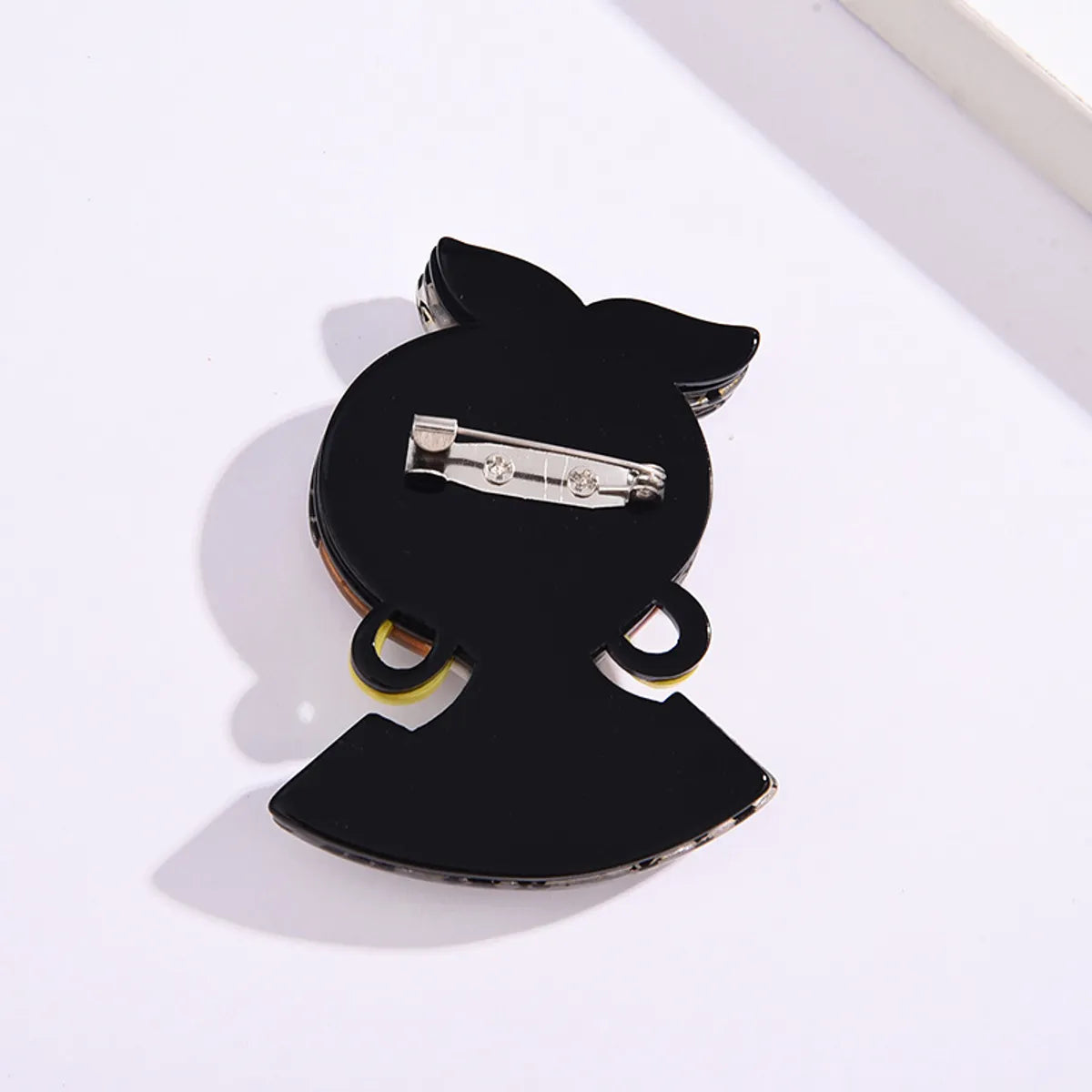 Brooch Cute Fashion Wearing Headscarf Girl Acetate Acrylic Plate Pin Fashion New Corsage Women'S Accessories