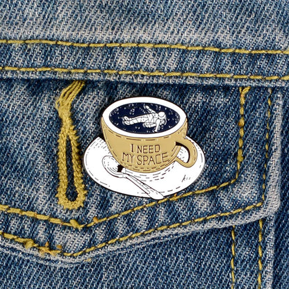 Cartoon Style Astronaut Cup Alloy Unisex Brooches