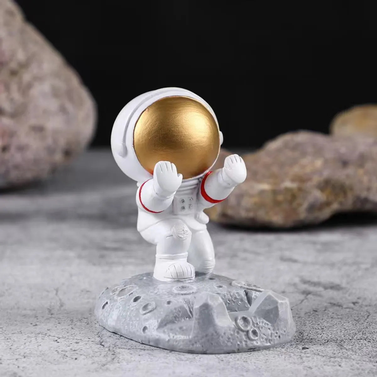 Cartoon Style Astronaut Plastic Mobile Phone Holder