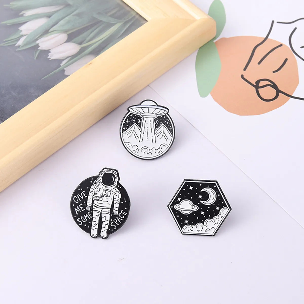 Cartoon Style Astronaut Spaceship Alloy Stoving Varnish Unisex Brooches