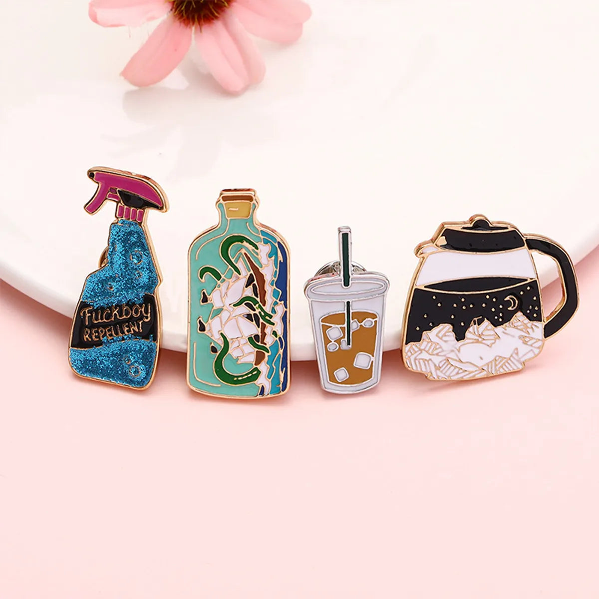 Cartoon Style Cartoon Alloy Enamel Unisex Brooches