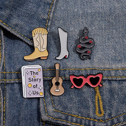 Cartoon Style Cute Cartoon Moon Alloy Stamping Stoving Varnish Plating Unisex Brooches