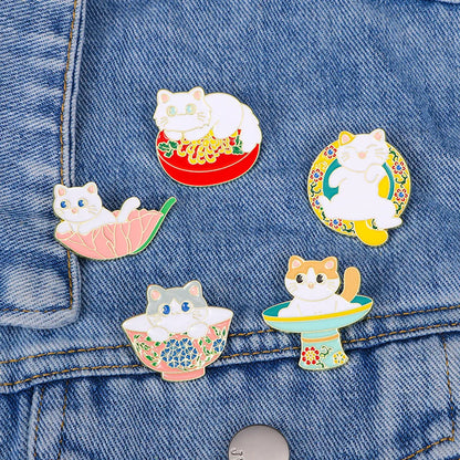 Cartoon Style Cute Cat Alloy Women'S Brooches