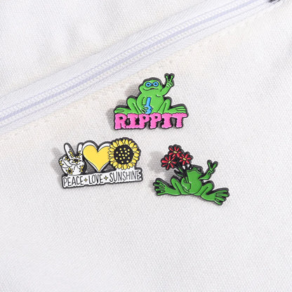 Cartoon Style Cute Cowboy Style Letter Flower Frog Alloy Stamping Stoving Varnish Plating Unisex Badge Brooches Collar Pin