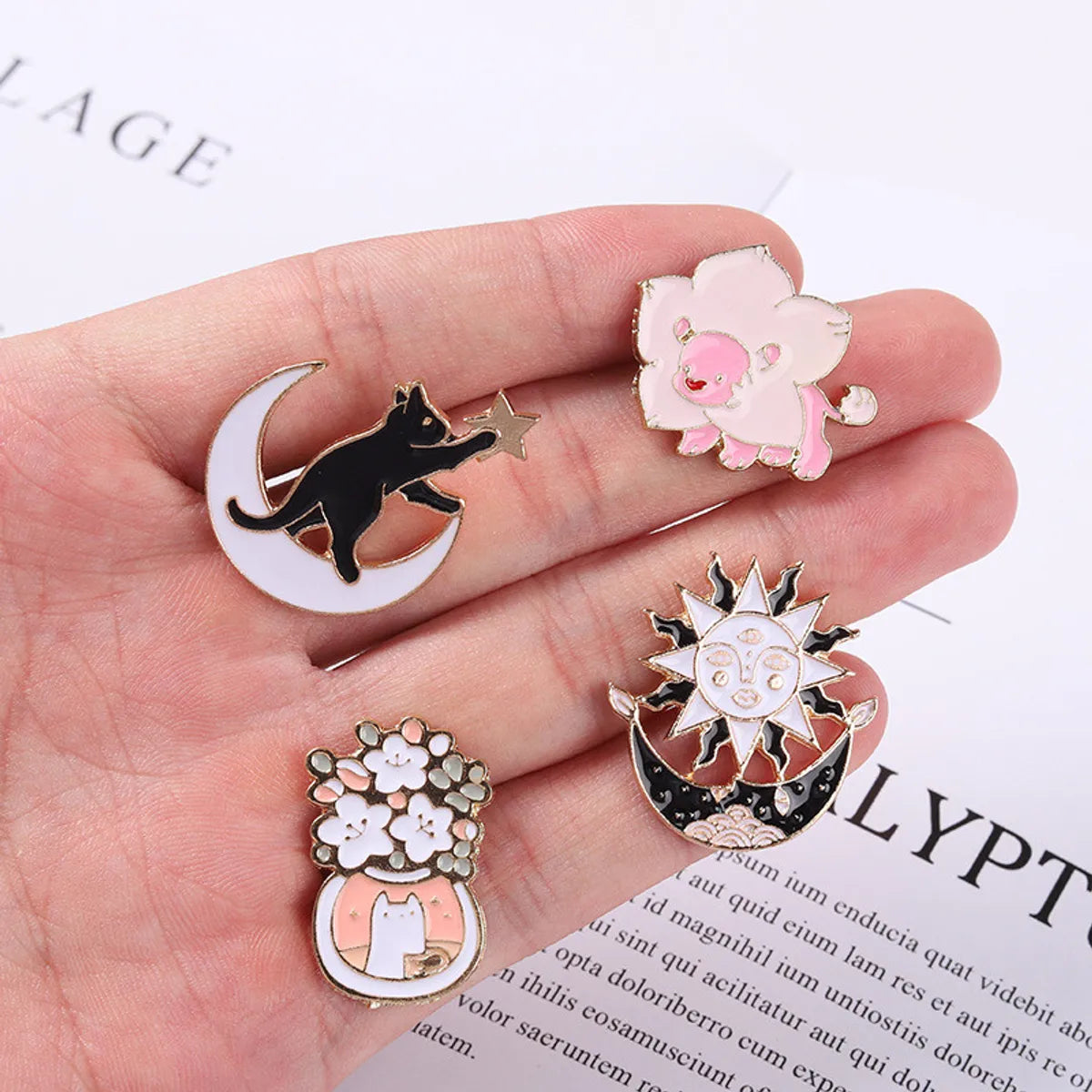 Cartoon Style Cute Letter Moon Cat Alloy Stoving Varnish Plating Unisex Brooches