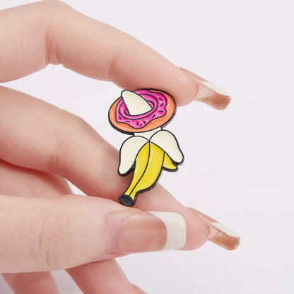 Cartoon Style Cute Sweet Fruit Strawberry Zinc Alloy Plating Unisex Brooches