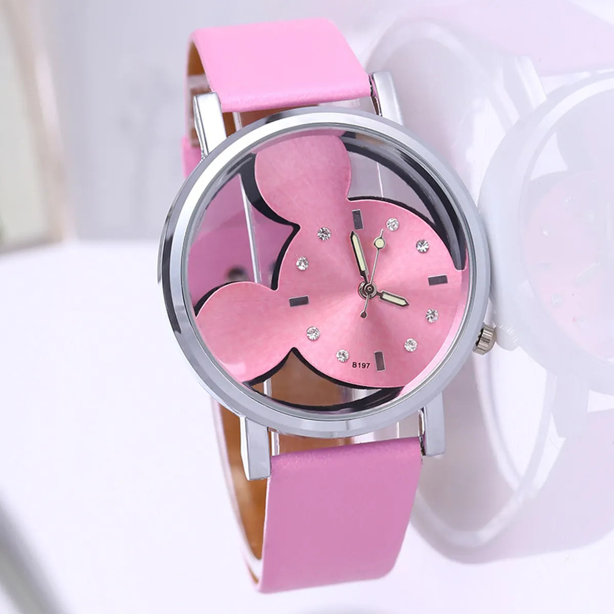 Cartoon Style Geometric Buckle Quartz Women'S Watches