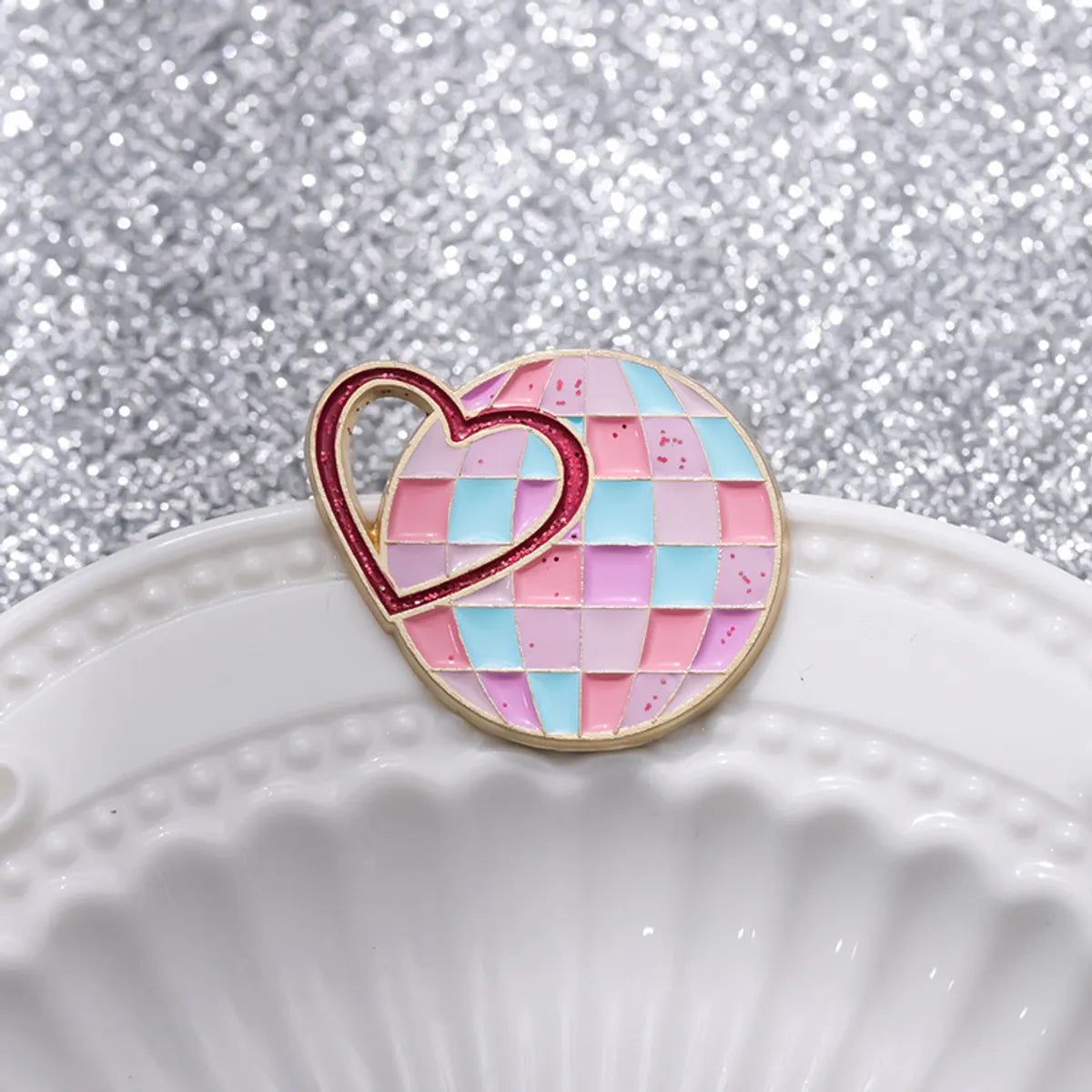 Cartoon Style Heart Shape Ball Alloy Plating Unisex Brooches