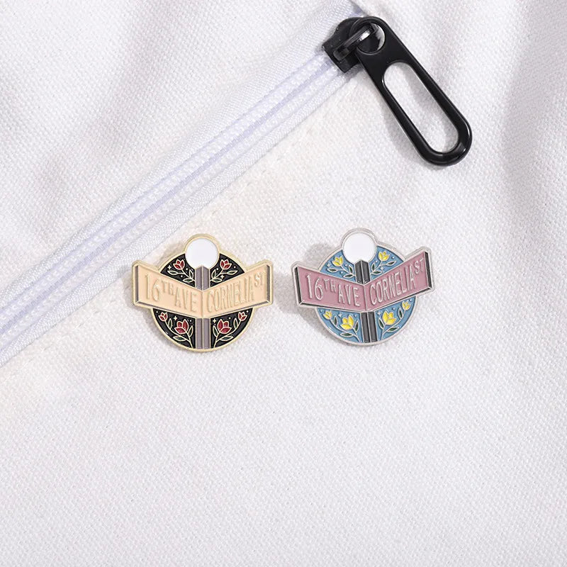 Cartoon Style Letter Alloy Plating Unisex Brooches