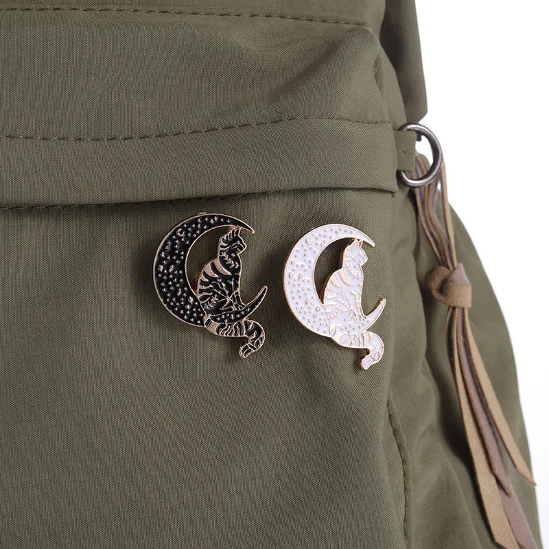 Cartoon Style Moon Cat Alloy Plating Unisex Brooches