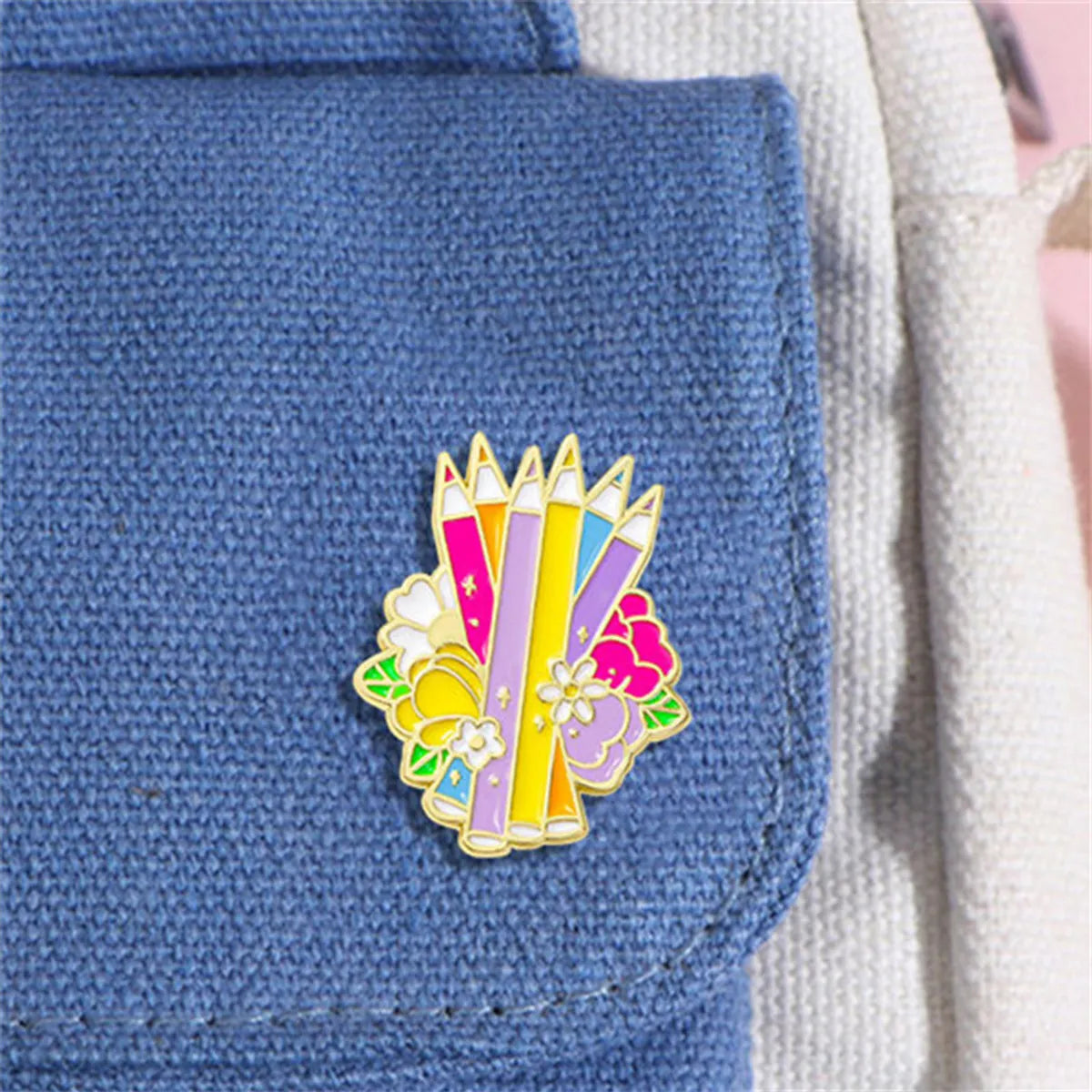 Cartoon Style Simple Style Cartoon Alloy Unisex Brooches