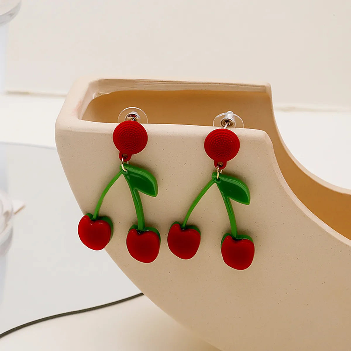 Cartoon Style Sweet Fruit Heart Shape Imitation Pearl Alloy Enamel Inlay Rhinestones Women's Earrings 1 Pair