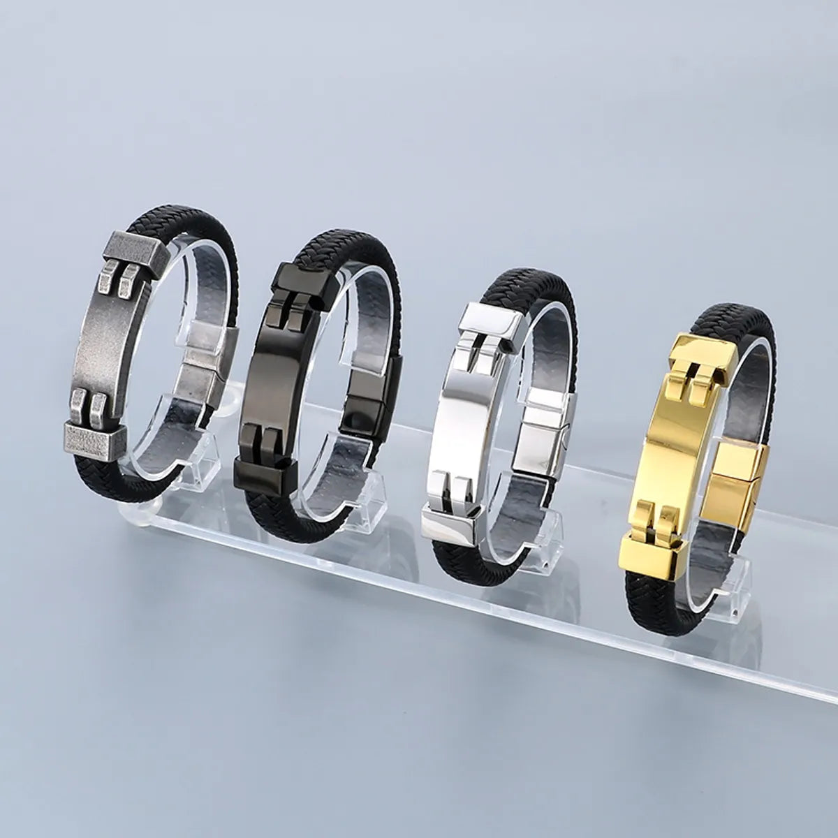 Casual Business Geometric 304 Stainless Steel Leather 18K Gold Plated Men'S Bangle