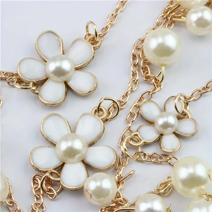 Casual Classic Style Flower Alloy Pearl Women's Sweater Chain Necklace