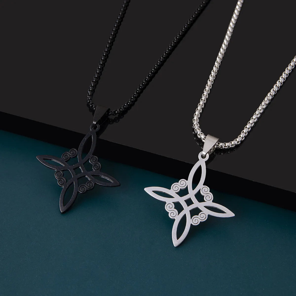 Wholesale Jewelry Casual Classic Style Witches Knot Alloy Plating Pendant Necklace