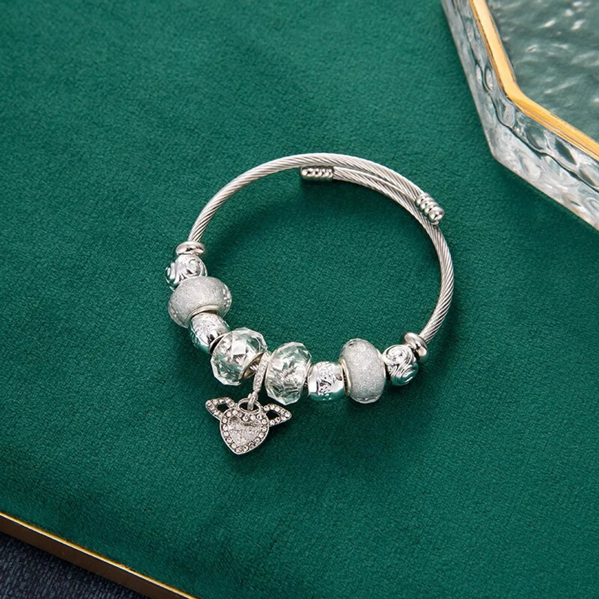 Casual Classic Style Leaf Heart Shape Stainless Steel Bangle