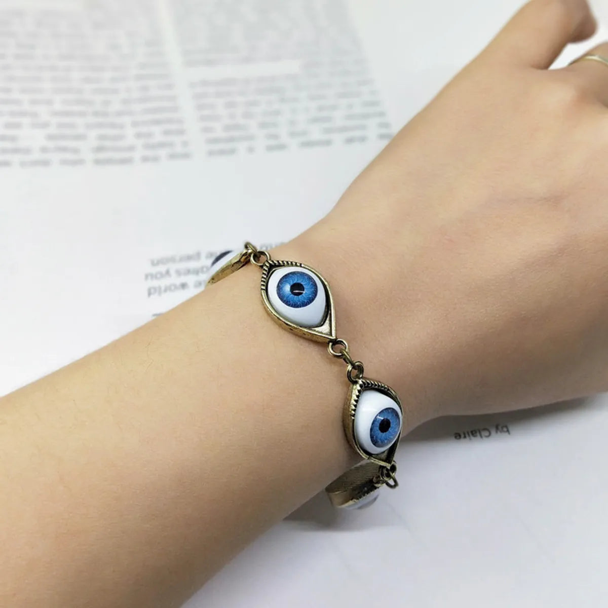 Casual Cool Style Devil's Eye Alloy Plating Inlay Resin Women's Bracelets