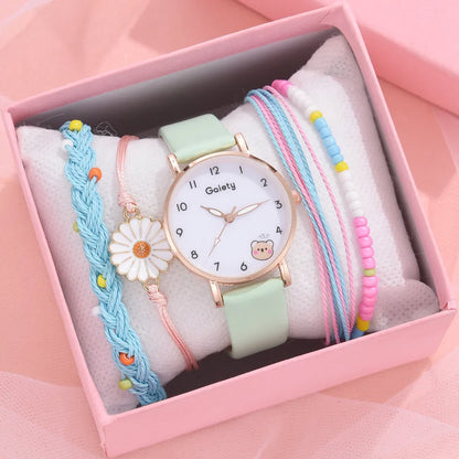 Casual Cute Bear Buckle Quartz Women'S Watches