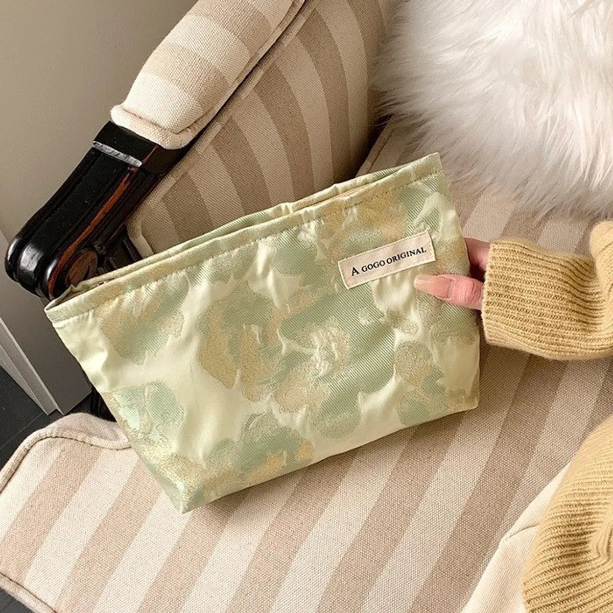 Casual Cute Rabbit Butterfly Cloth Storage Bag