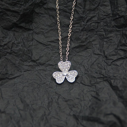 Casual Elegant Basic Moon Heart Shape Bow Knot Titanium Steel Plating Inlay Zircon Pendant Necklace