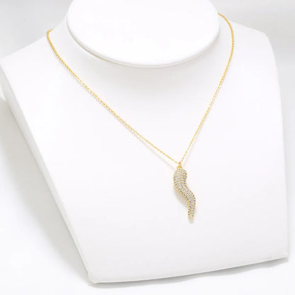 Casual Elegant Simple Style Chili Copper 18k Gold Plated Zircon Pendant Necklace In Bulk