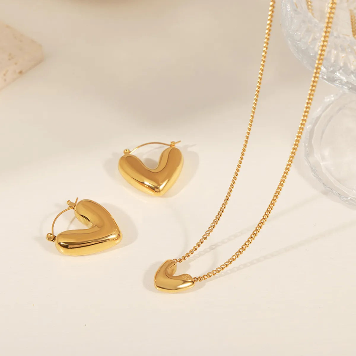 Casual Elegant Simple Style Heart Shape Titanium Steel Plating 18k Gold Plated Earrings Necklace