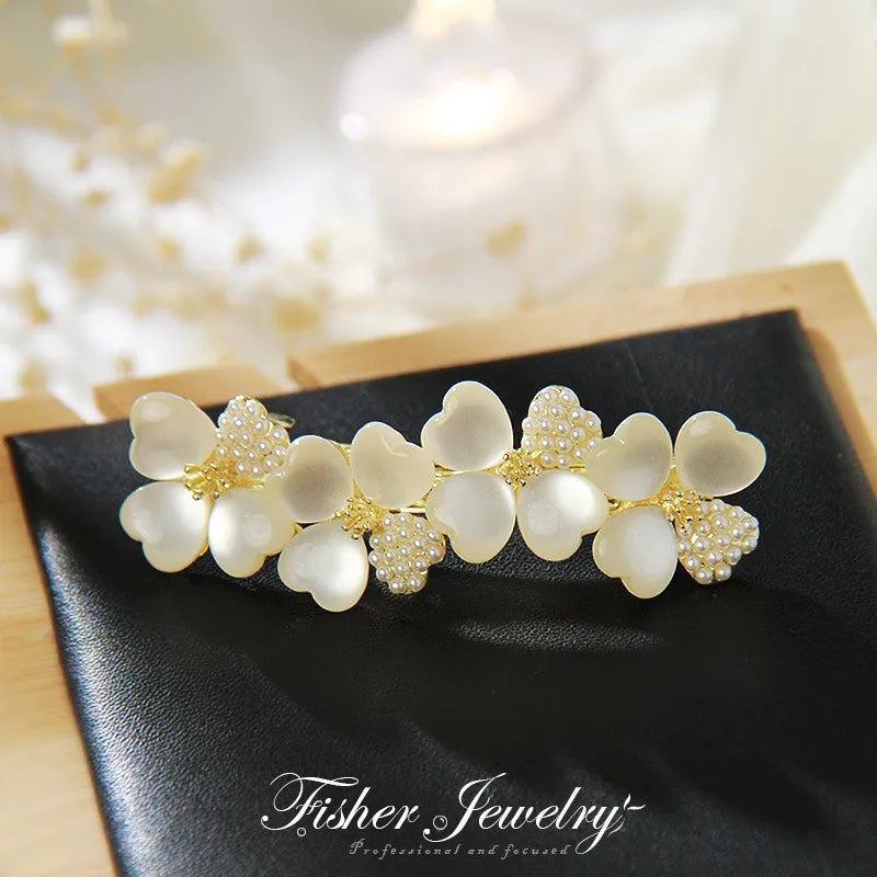 Casual Flower Alloy Pearl Plating Hair Clip