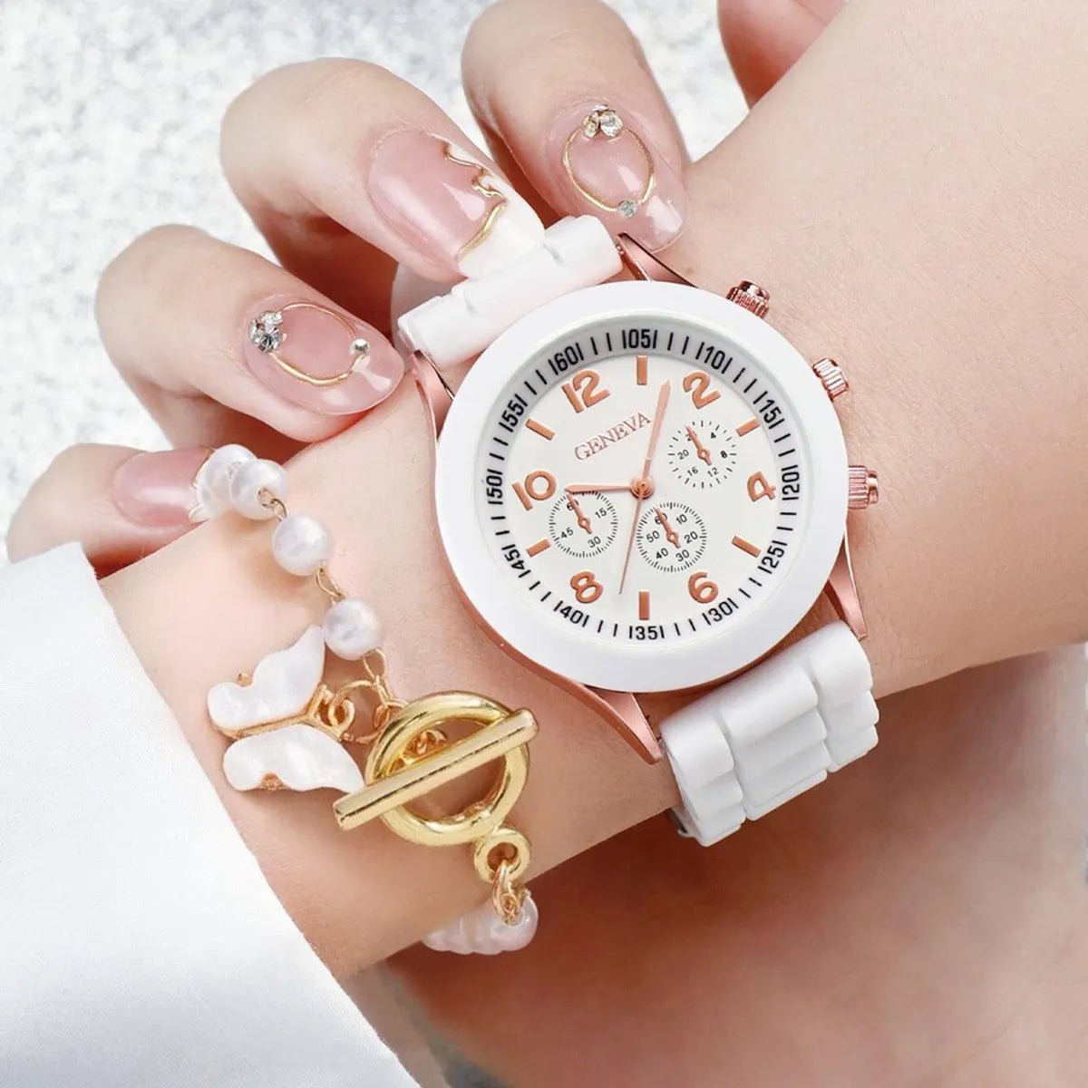 Casual Geometric Buckle Quartz Women'S Watches