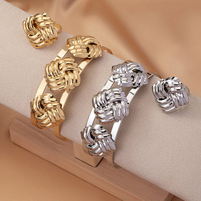 Casual Glam Punk Square Solid Color Titanium Steel Iron Buckle Braid 14K Gold Plated Gold Plated Women'S Jewelry Set