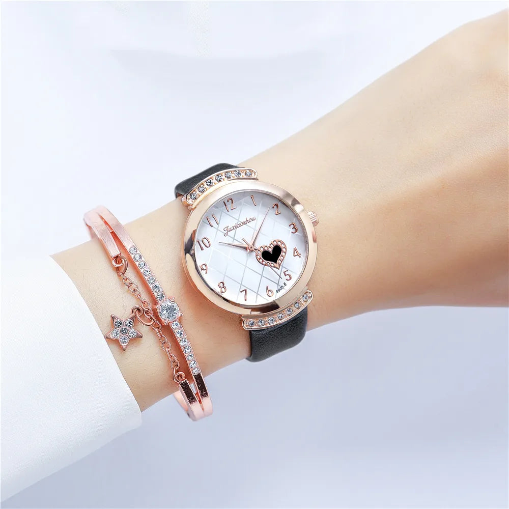 Casual Heart Shape Buckle Quartz Women'S Watches