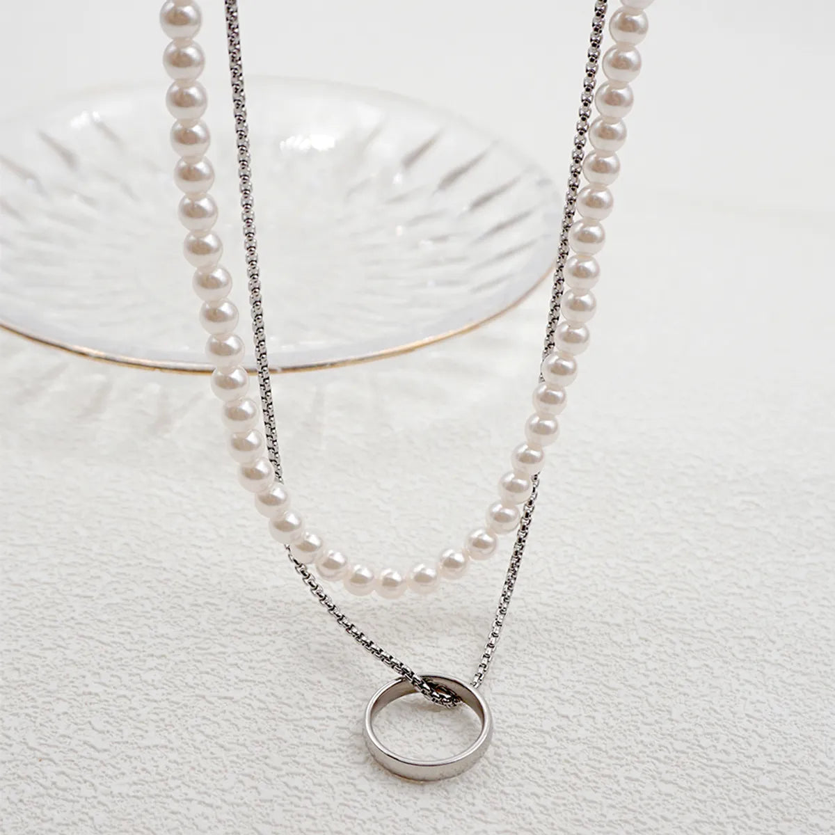 Casual Hip-hop Simple Style Circle Titanium Steel Pearl Double Layer Necklaces