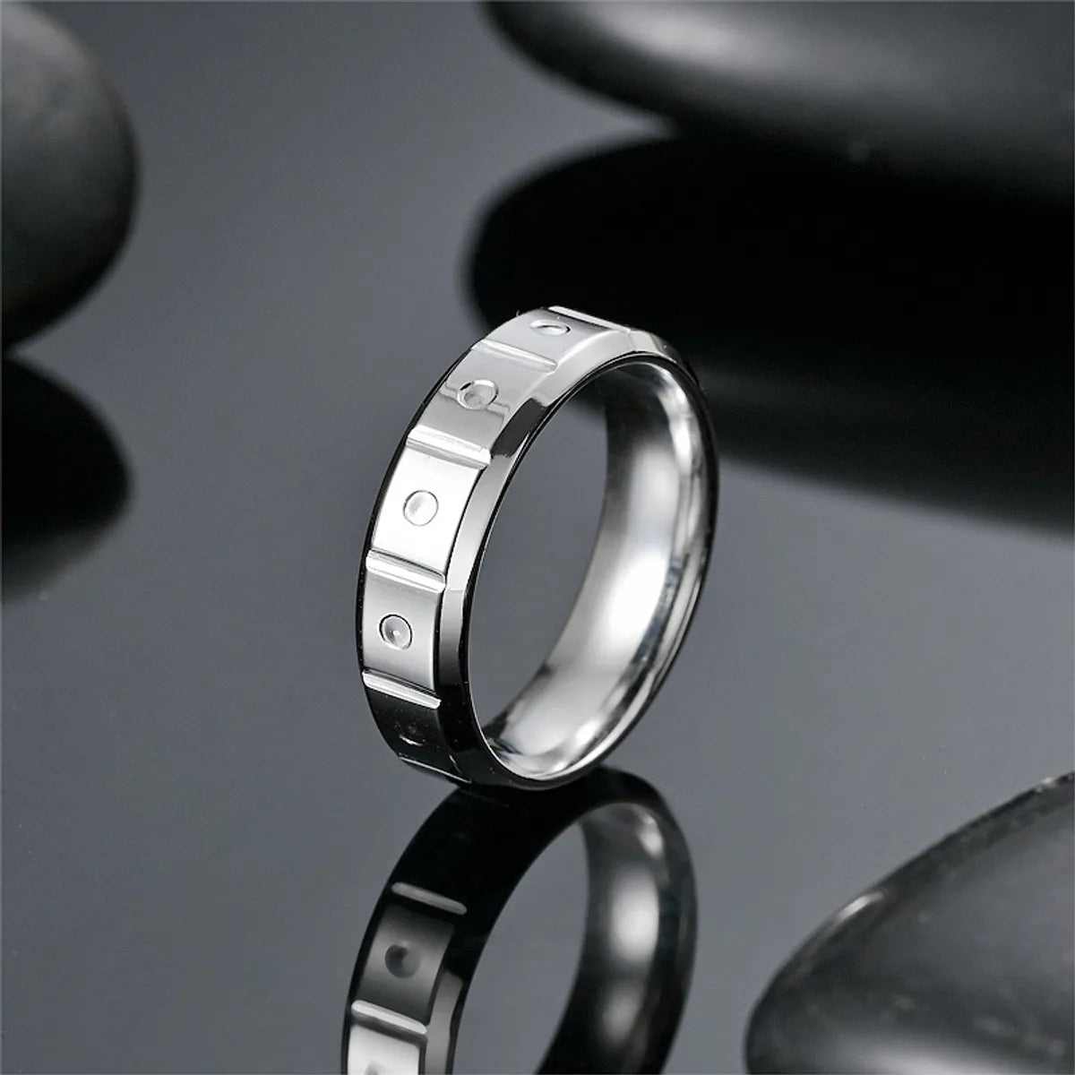 Casual Hip-hop Solid Color Titanium Steel Plating 18k Gold Plated Men's Rings