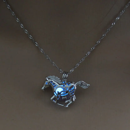 Casual Horse Alloy Inlay Rhinestones Women's Pendant Necklace