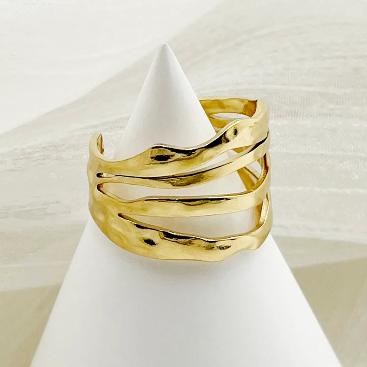 Casual Modern Style Solid Color Stainless Steel Metal Layered Plating Hollow Out Gold Plated Rings