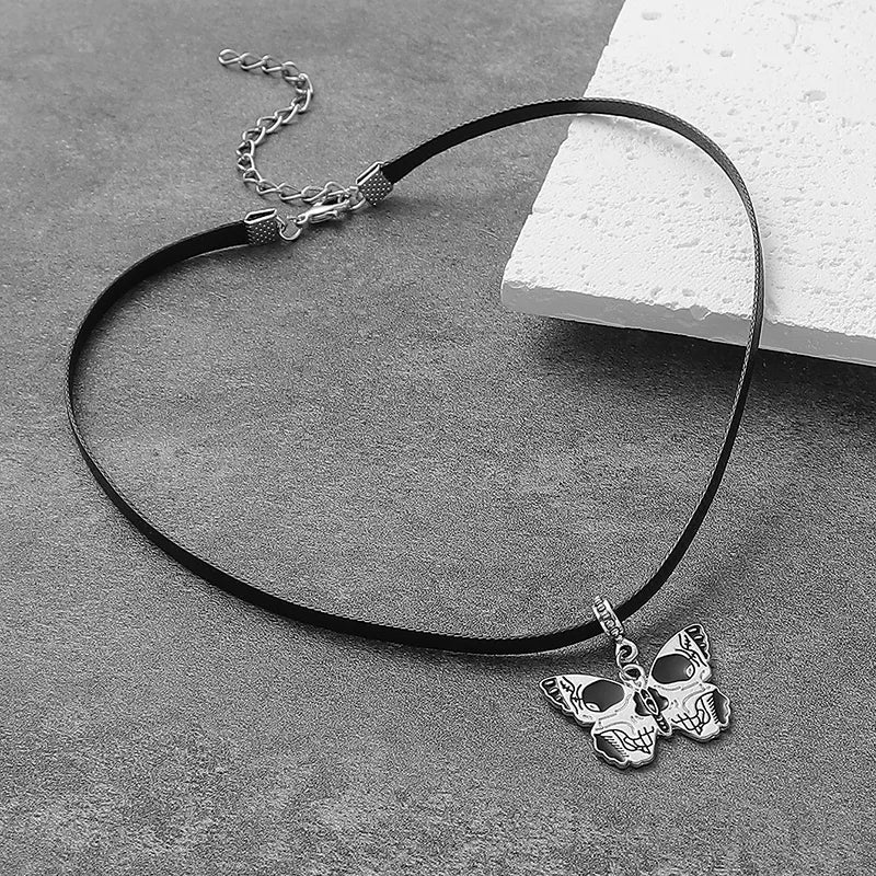 Casual Retro Punk Butterfly Alloy Acrylic Wholesale Choker