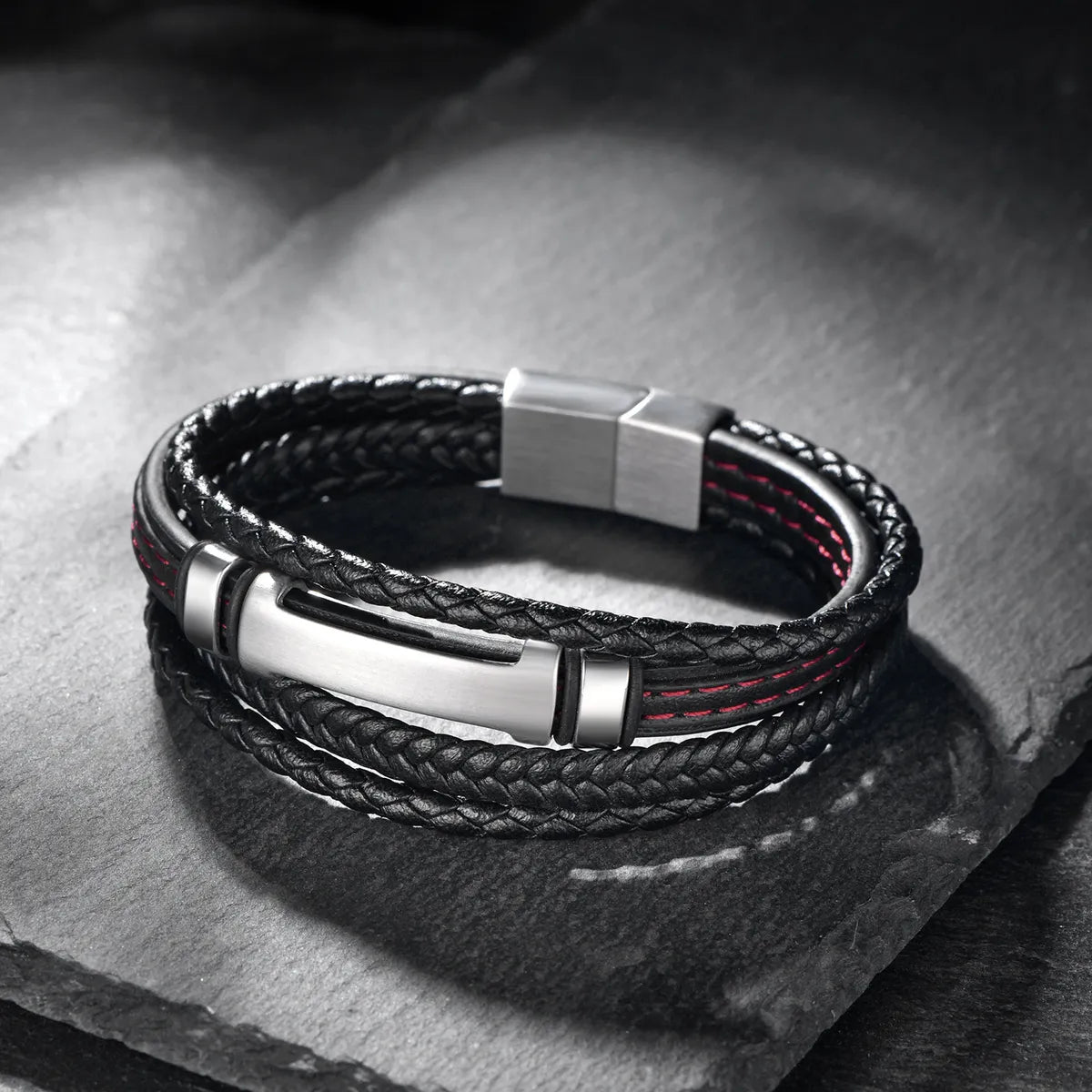 Casual Retro Simple Style Geometric 304 Stainless Steel 316 Stainless Steel  Microfiber Leather Layered Braid Men'S Wristband