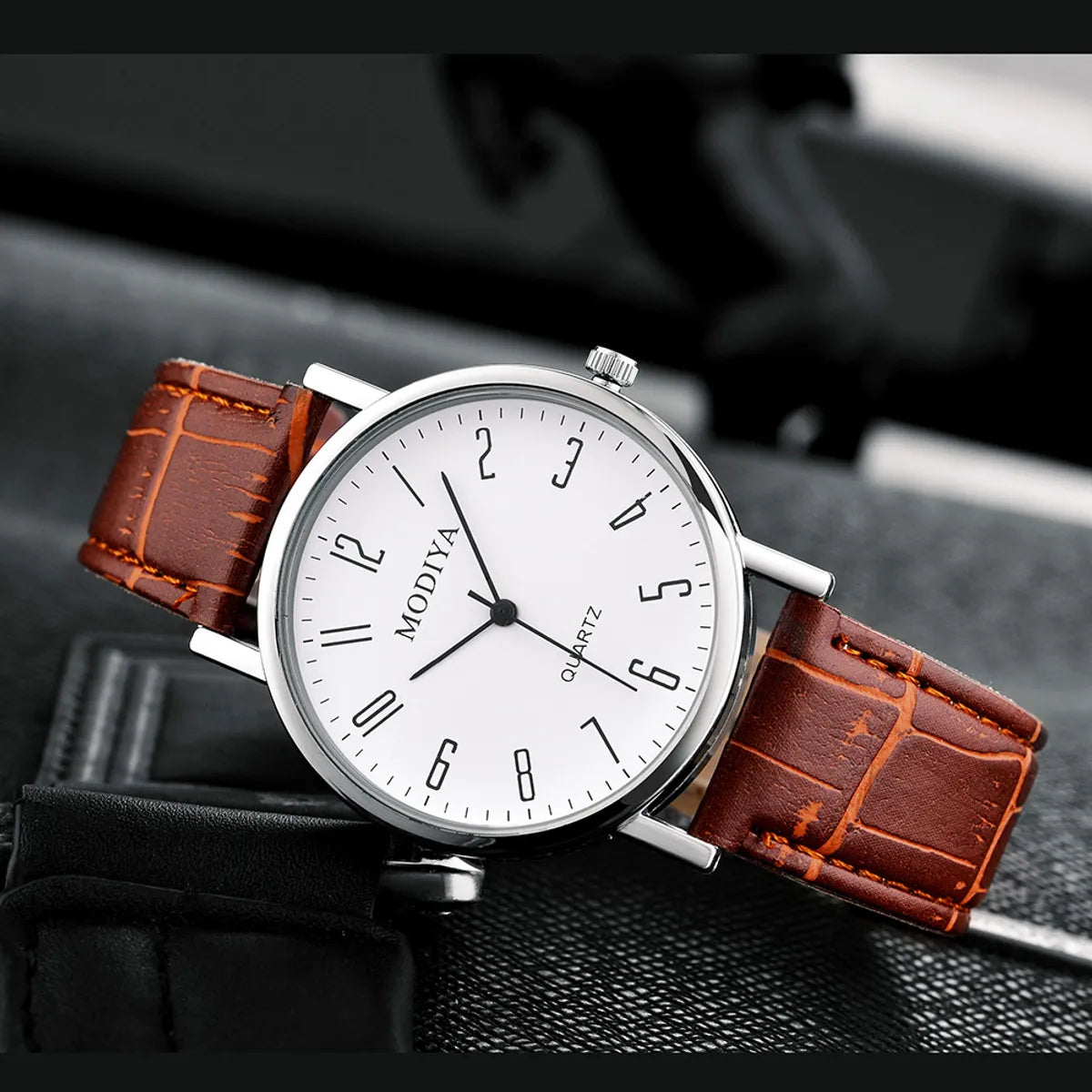 Casual Round Buckle Quartz Men'S Watches