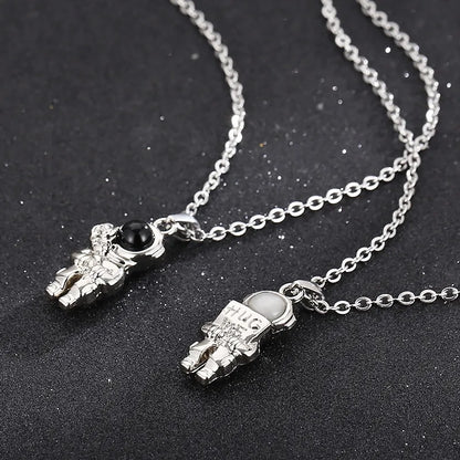 Casual Simple Style Astronaut Stainless Steel Inlay Artificial Gemstones Sweater Chain