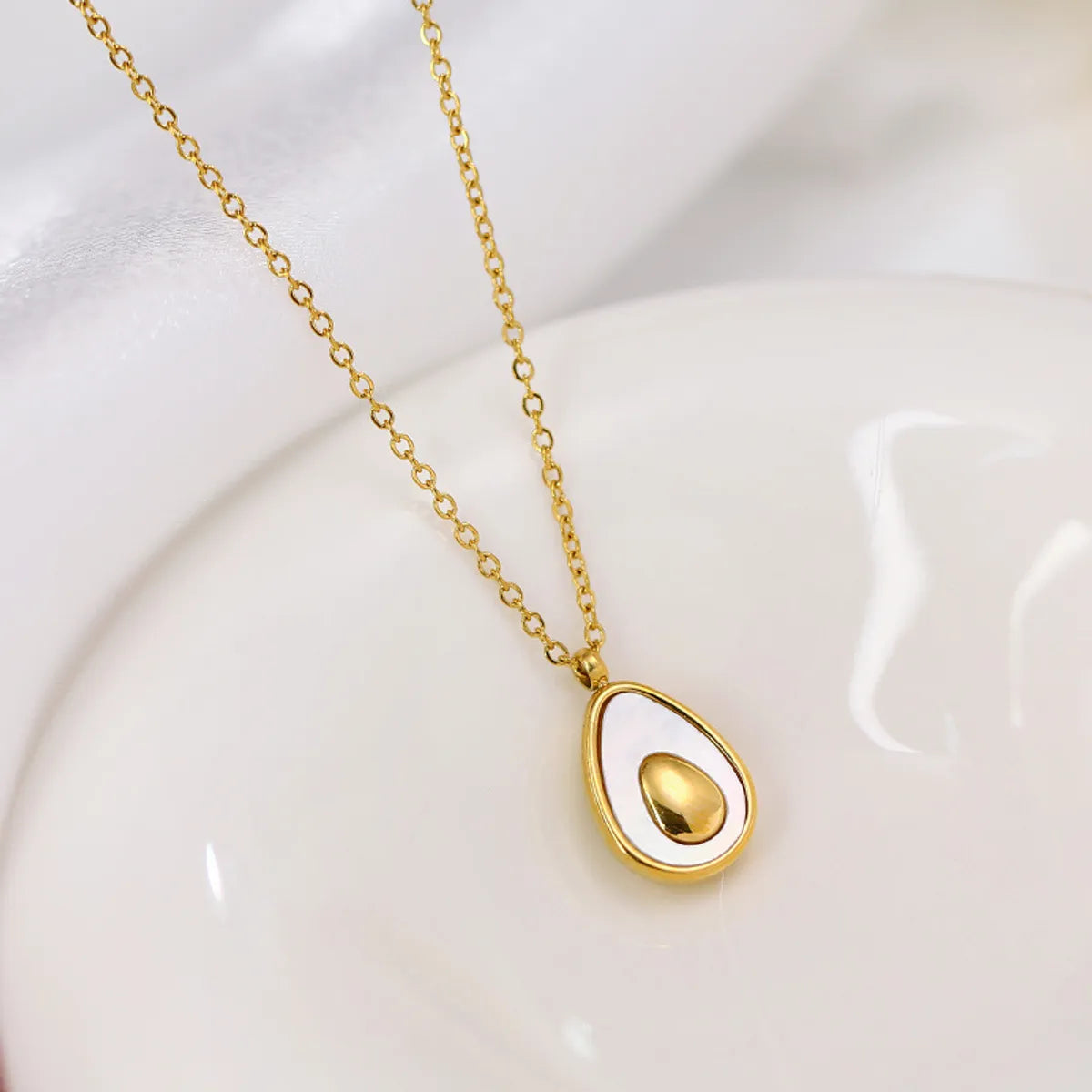 304 Stainless Steel 18K Gold Plated Casual Simple Style Plating Avocado Acrylic Earrings Necklace