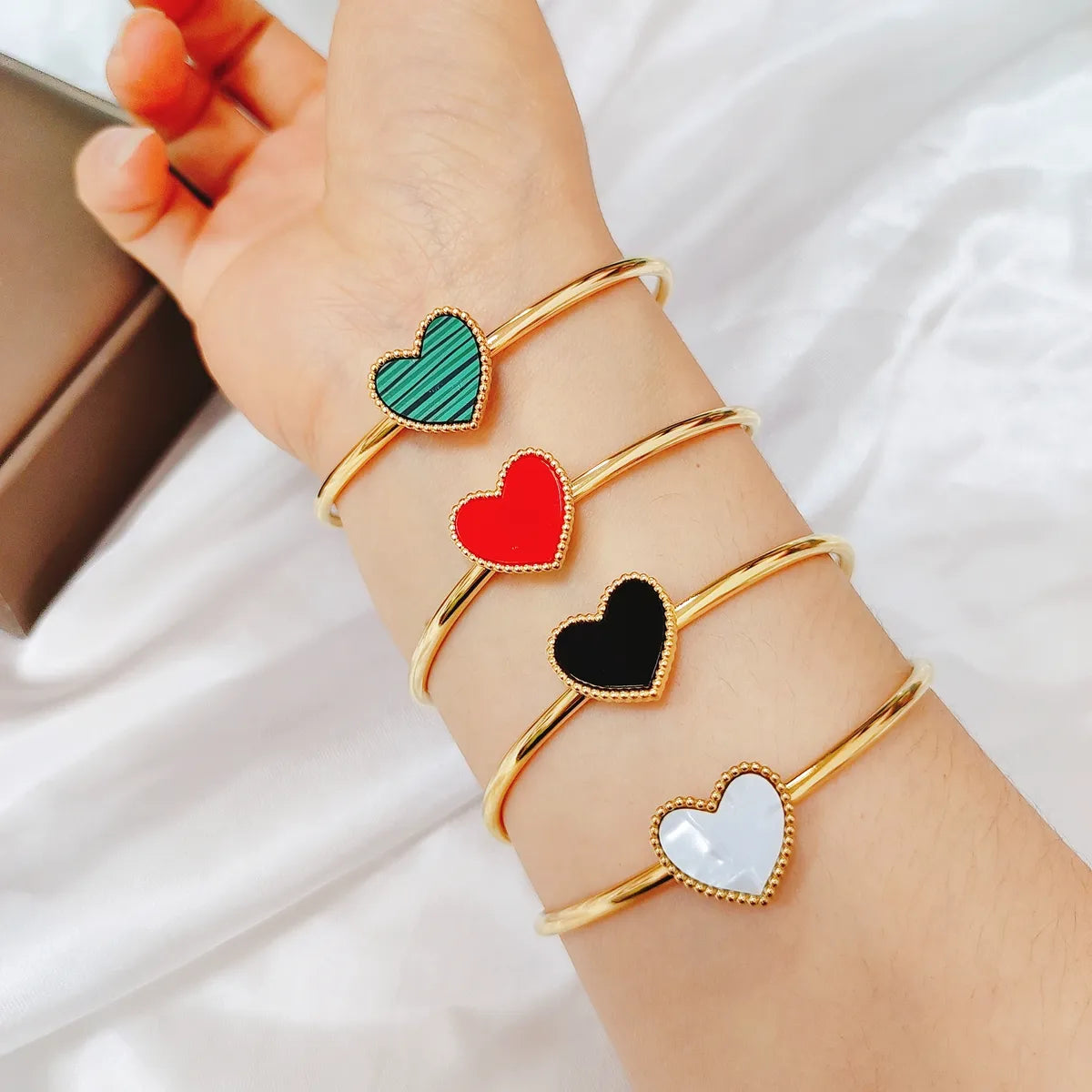 Casual Simple Style Classic Style Heart Shape Stainless Steel Plating Bangle