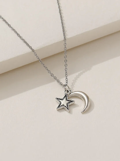 Casual Simple Style Classic Style Star Moon Alloy Three-dimensional Women's Necklace