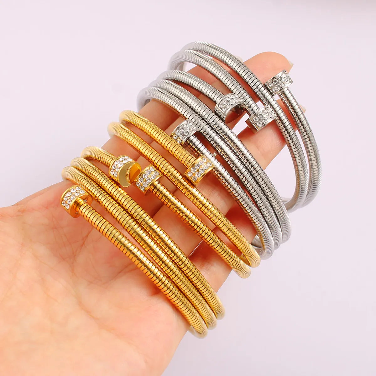 Casual Simple Style Commute Circle Round 304 Stainless Steel 18K Gold Plated Rhinestones Bangle In Bulk