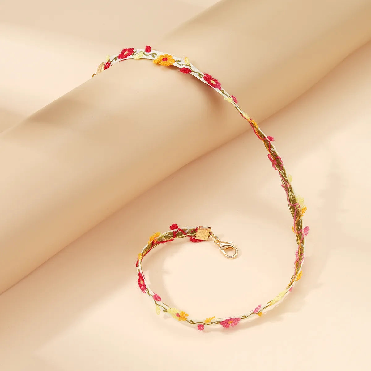 Casual Simple Style Flower Linen Alloy Handmade Women's Choker