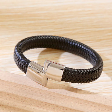 Casual Simple Style Geometric Stainless Steel Leather Braid Men'S Bangle