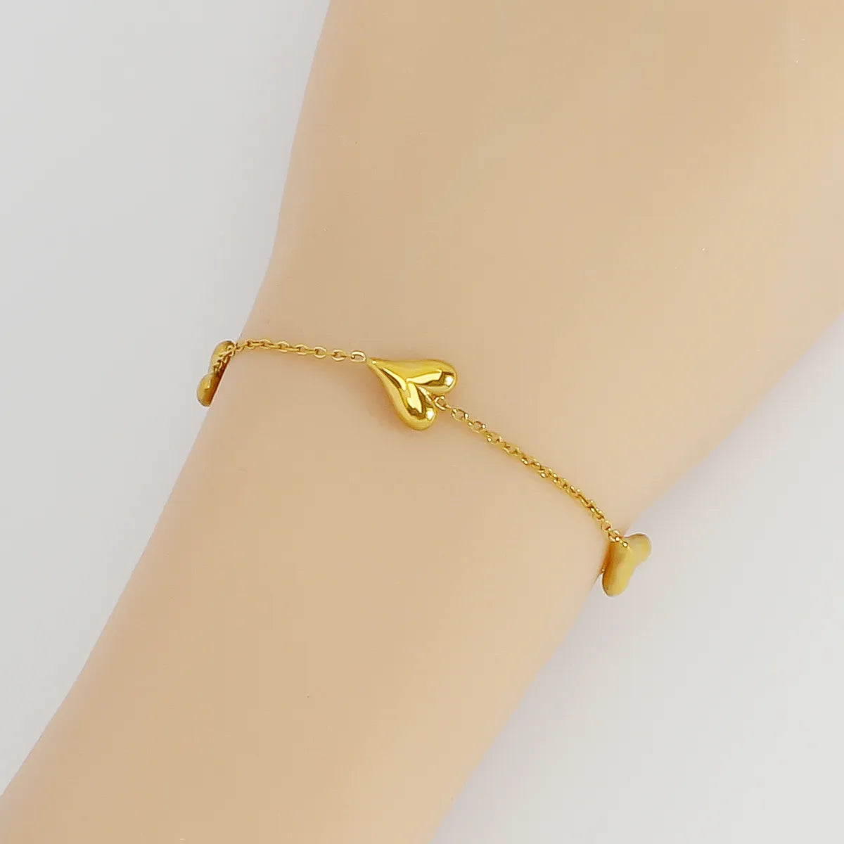 Casual Simple Style Heart Shape 304 Stainless Steel 18K Gold Plated Silver Plated Bracelets In Bulk