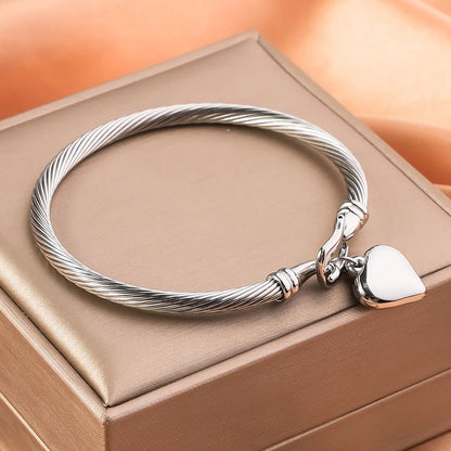 Casual Simple Style Heart Shape Titanium Steel Bangle In Bulk