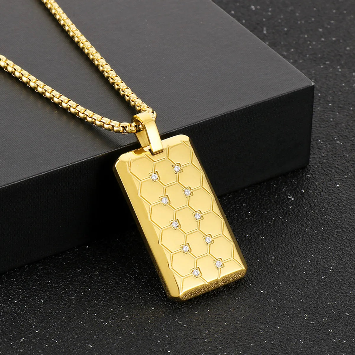 Casual Simple Style Hexagon Rectangle Stainless Steel Plating Inlay Rhinestones 18k Gold Plated Women's Pendant Necklace