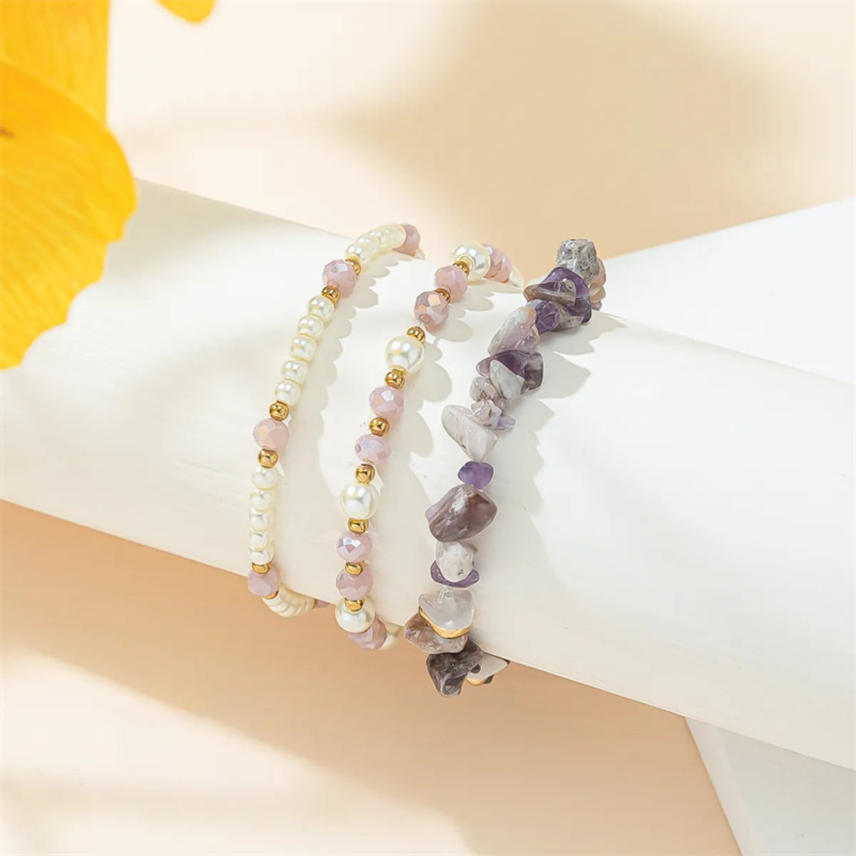 Casual Simple Style Irregular Round Beaded Women's Bracelets