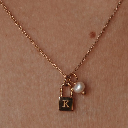 Casual Simple Style Letter Lock Titanium Steel Pearl Plating 18k Gold Plated Pendant Necklace