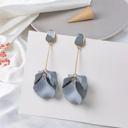 1 Pair Casual Simple Style Petal Stoving Varnish Arylic Drop Earrings